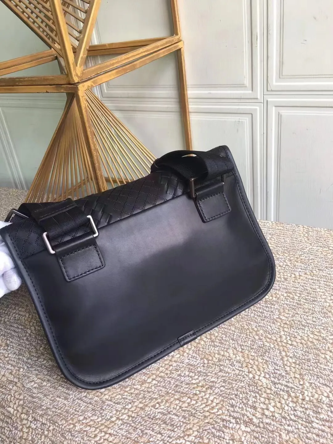 All categories 💚 Top version men’s bags 💚 BV 2024 new BV crossbody bag